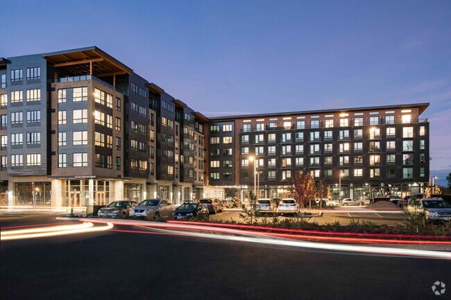 Building Photo - The Hixon at Westside Yard Rental