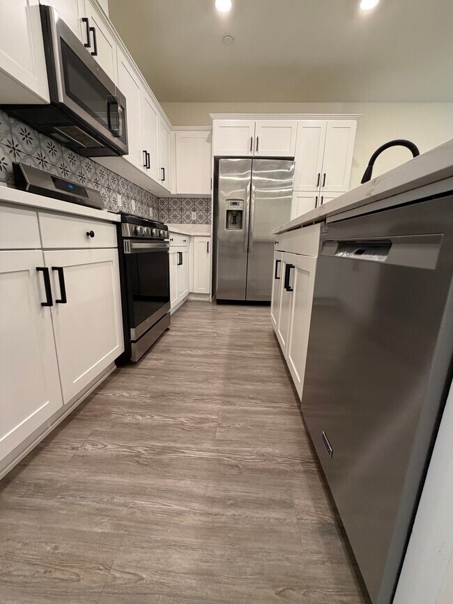Photo - 30383 Town Square Dr Unit 30383 Town Square Dr