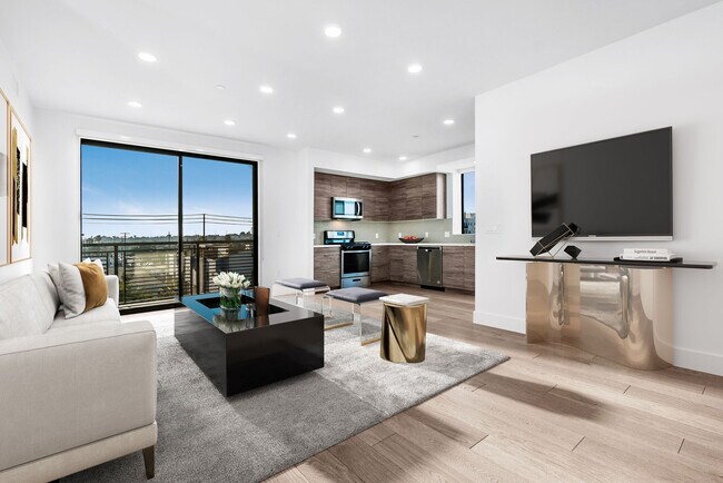 Photo - 3632 Keystone Ave Unit 401