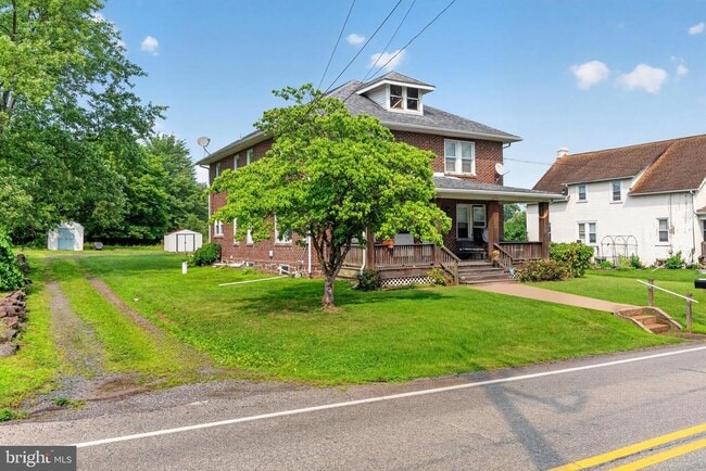 130 Bridge St