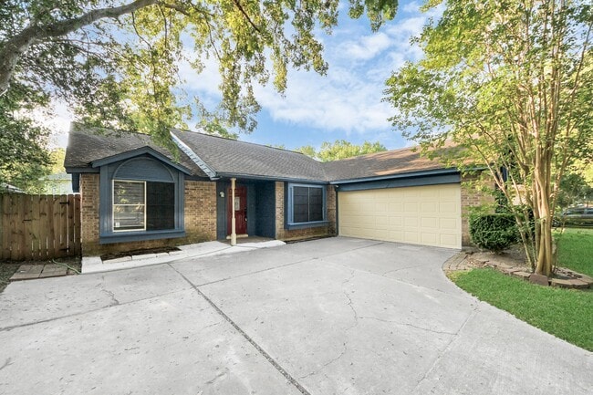 Photo - 3611 Bee Bayou Ln