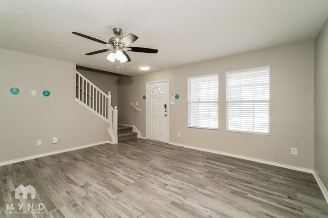 Photo - 659 Northlake Dr