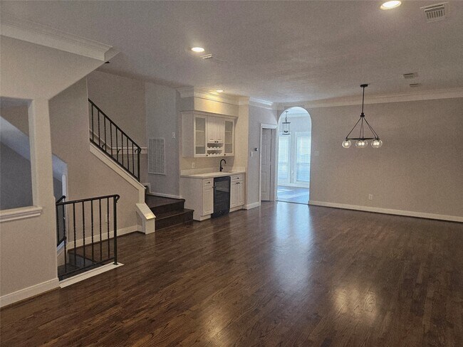 Building Photo - 1321 Woodhead St Rental