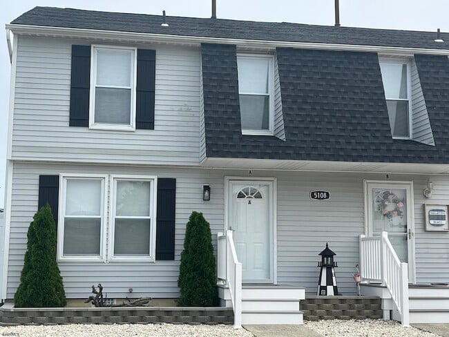 Building Photo - 5108 Ontario Dr Rental
