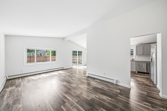Photo - 28 Ashwood Dr