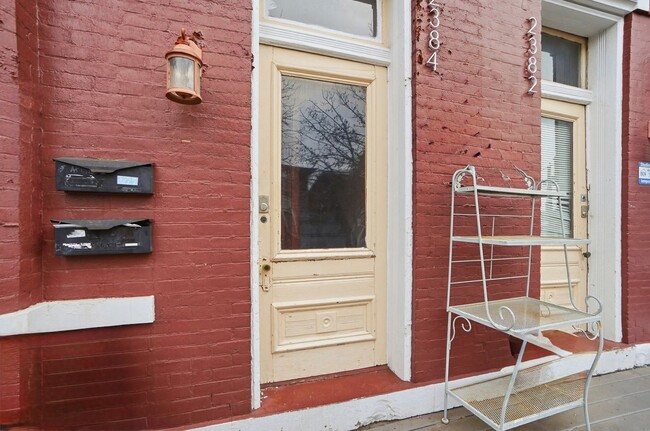 Photo - 6 bed/2 bath on Wheeler St., Mins. from UC for Only $650/pp ($3900/mo)!