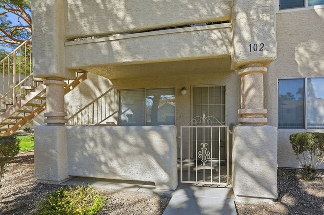 Photo - 2 bed, 2 bath Condo Right outside of Summerlin!