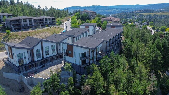 Building Photo - 1980 Upper Sundance Dr