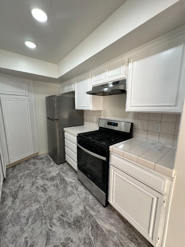 Photo - 121 S Swall Dr Unidad 307