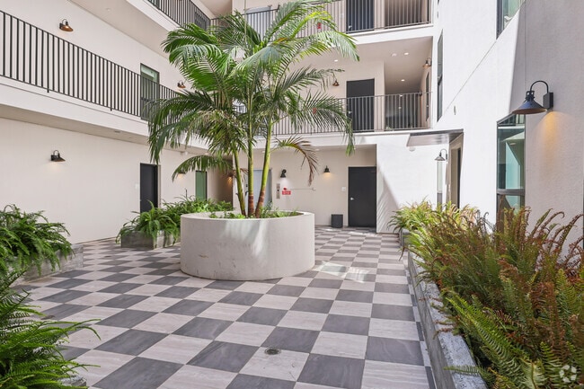 Lobby/Atrium