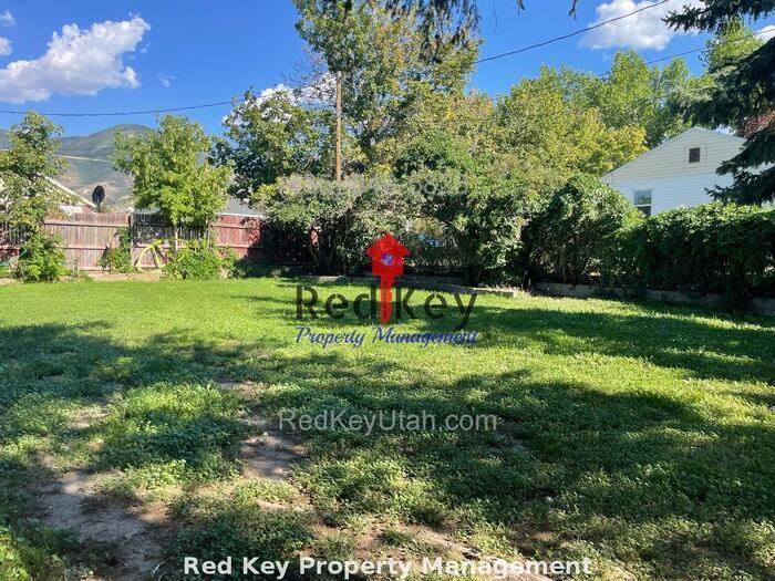 Photo - 3rd St Triplex Unit A