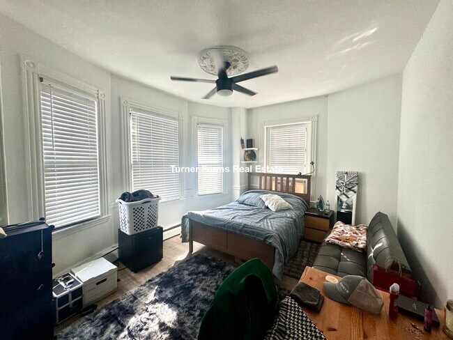 Photo - 1510 Tremont St Unidad 3