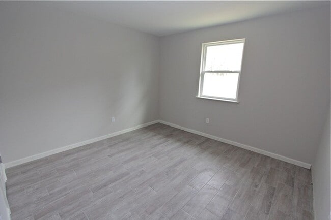 Photo - 29195 Unit A