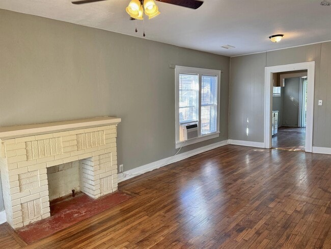 Photo - 3102 Cumberland Ave