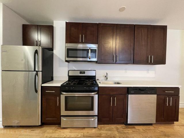 2 bedroom in ASTORIA NY 11106 - 2 bedroom in ASTORIA NY 11106 Condo Unit D6