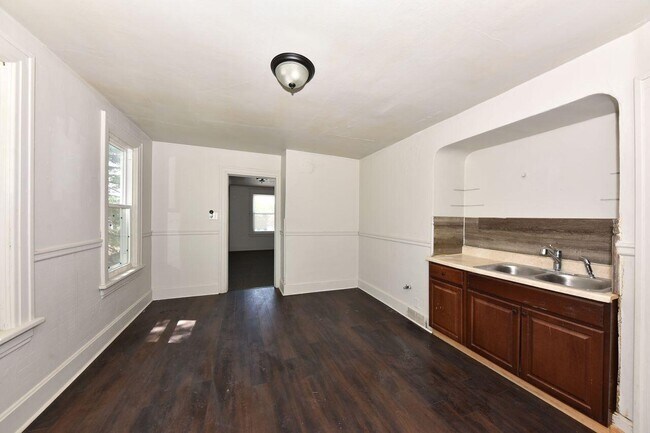 Photo - 2932 N Holton St