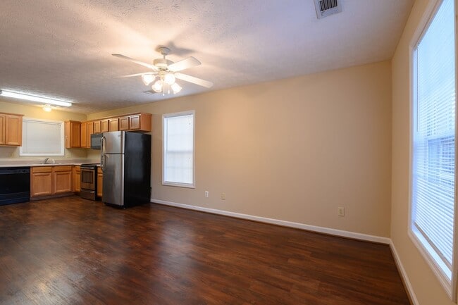 Photo - Taleeda 444-446 Unit 446