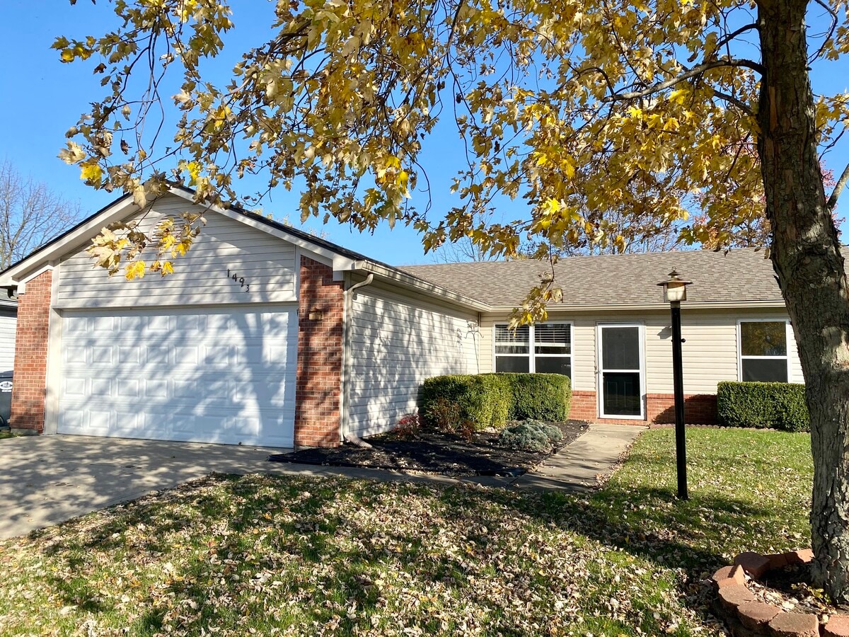 Photo - 1493 Sanner Drive