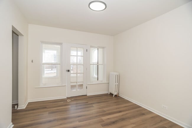 Photo - 6405 N Hamilton Ave Unidad 2