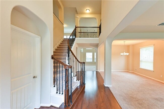 100 Lake Mineral Wells Dr