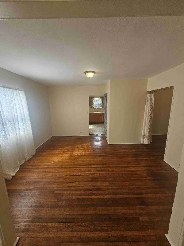 Photo - 2643 Sumner Ave