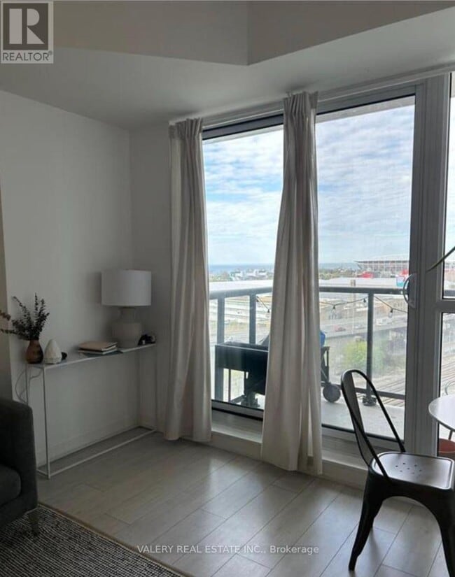 Photo - 49 E Liberty St Unité 1106