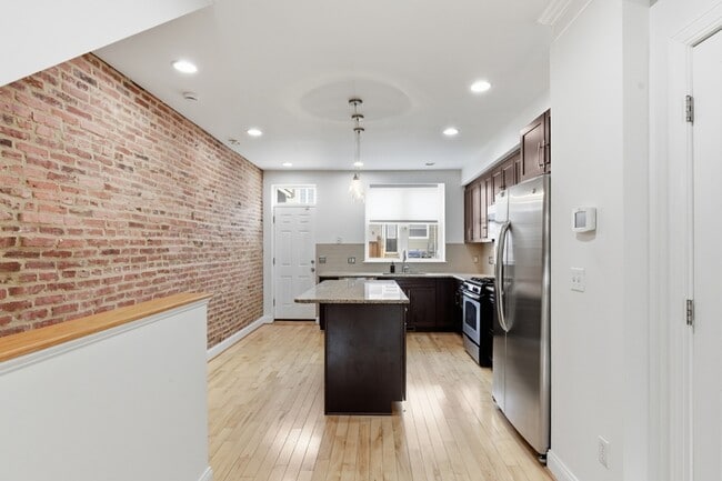 Photo - 409 S East Ave