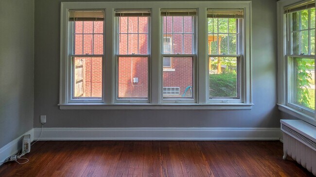 Photo - 16715 Edinborough Rd
