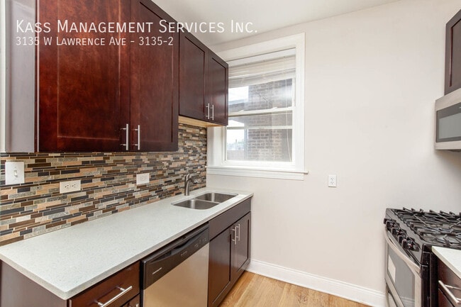 Photo - 3135 W Lawrence Ave Unit 3135-2