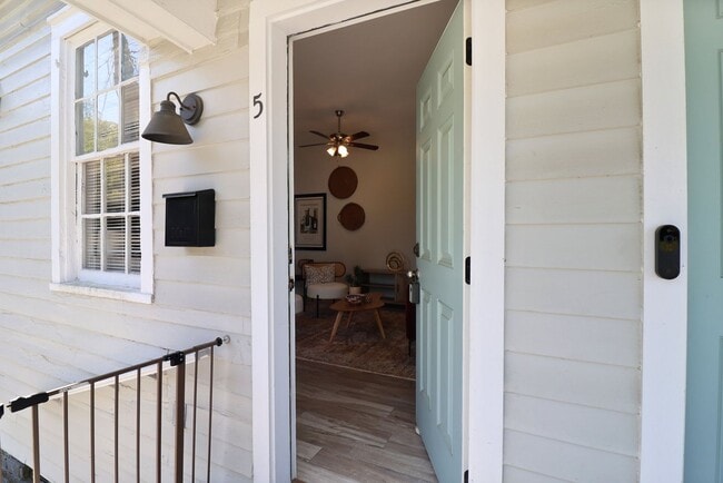 Photo - 7 Pearl St Unit 5 Pearl St