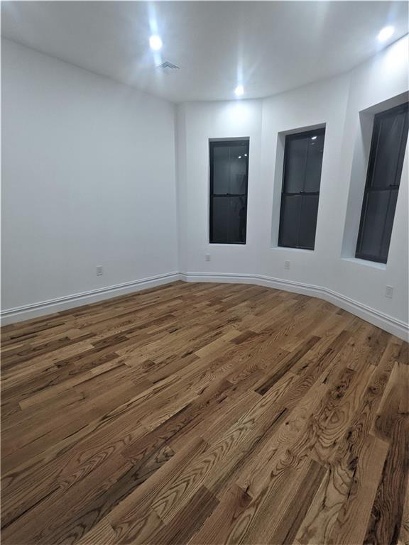 Building Photo - 534 Bradford St Unit 1