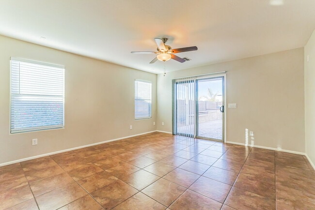 Photo - 38306 N Amy Ln