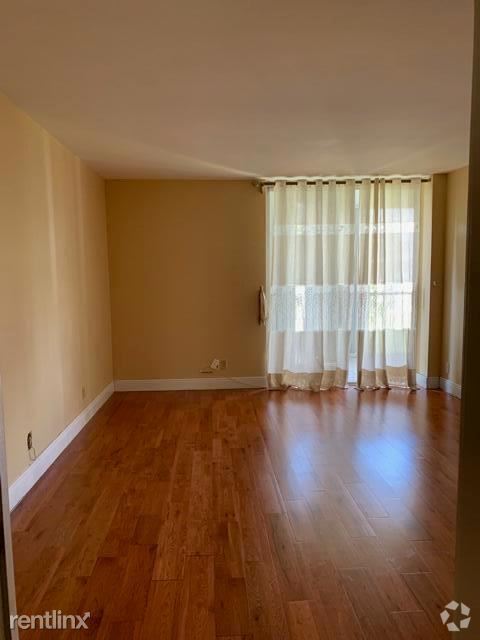 Building Photo - 3 br, 2 bath Condo - 198 NW 67th St Apt 304 Unit Apt 304