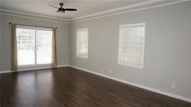 Photo - 3763 Ashford Dunwoody Rd NE