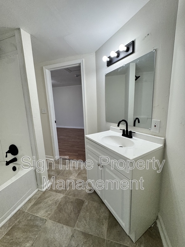 Photo - 40 N Conococheague St