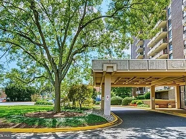 Photo - 1800 Old Meadow Rd Unidad #1520