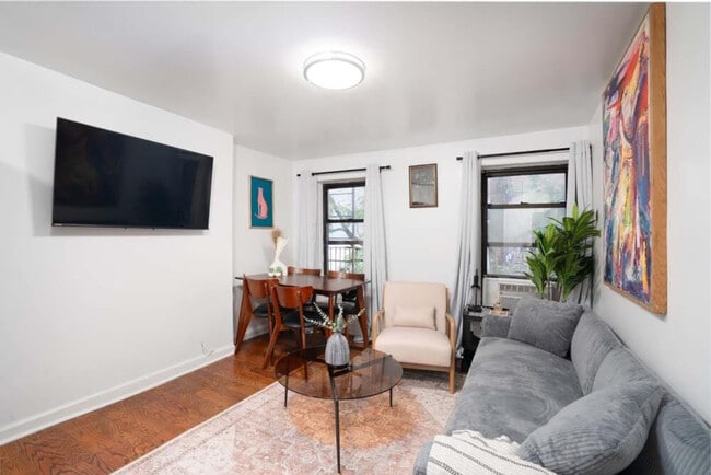 Building Photo - 225 E 30th St Unit SI ID1473161P