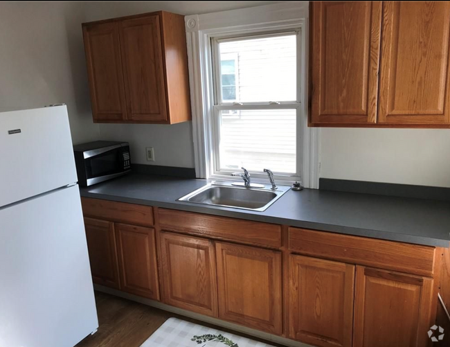 Building Photo - 87 Potter St Unit 87 Potter Street # 2 Rental