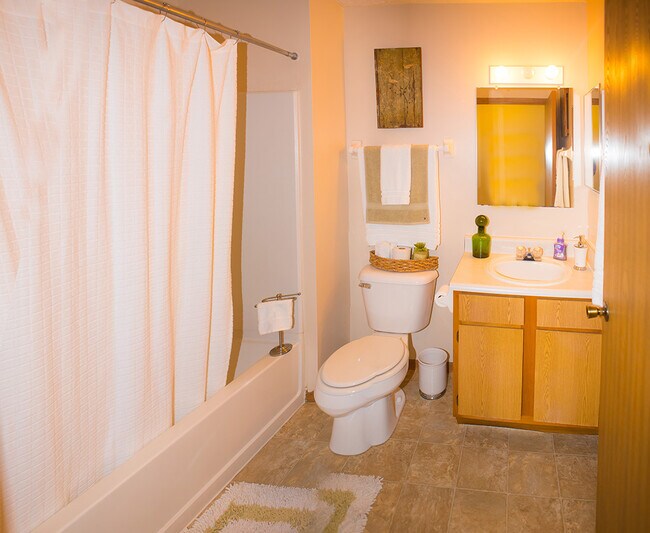 Greensview Apartments Powell, OH