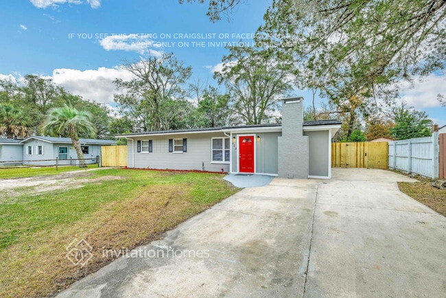 Photo - 425 Hayton Ave