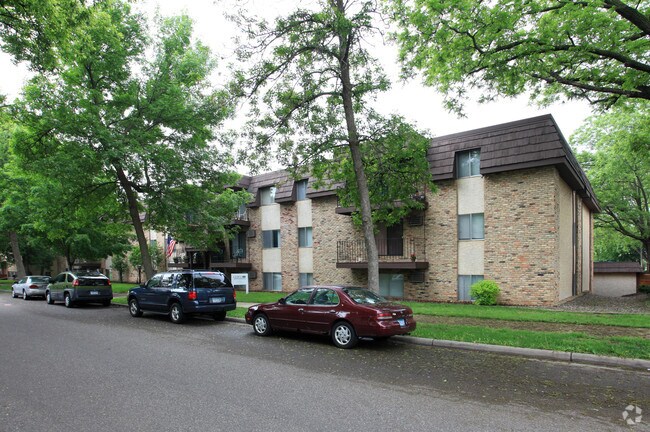 Building Photo - The Dubliner Rental