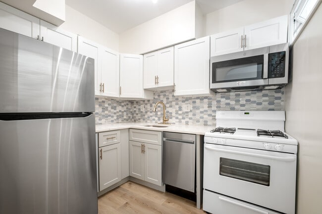 Building Photo - 1711 Massachusetts Ave NW Unit 522 Rental