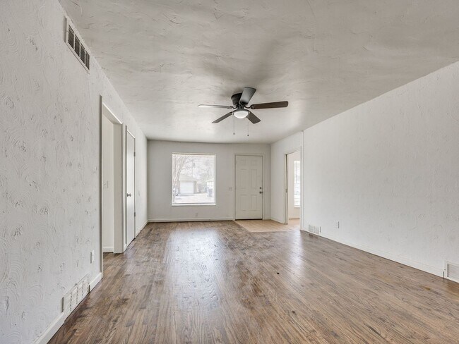 Photo - Updated home in Heart of OKC + 4 bedrooms