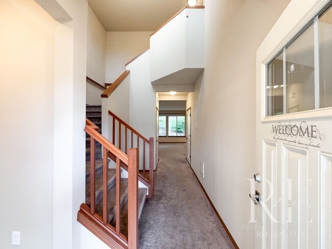 Photo - Spacious East Bremerton Home with Vaulted ...