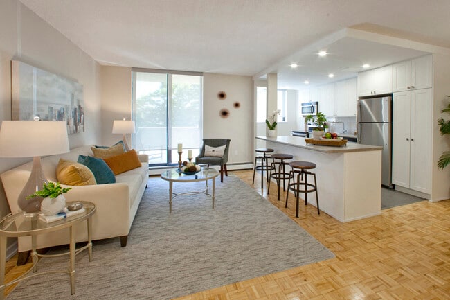 Building Photo - Sunnidale Place