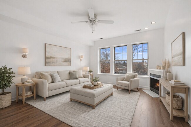 Photo - 2306 W Jarvis Ave Unit 3