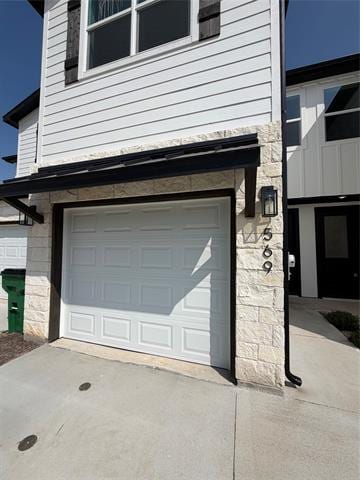 Photo - 569 Galt Dr