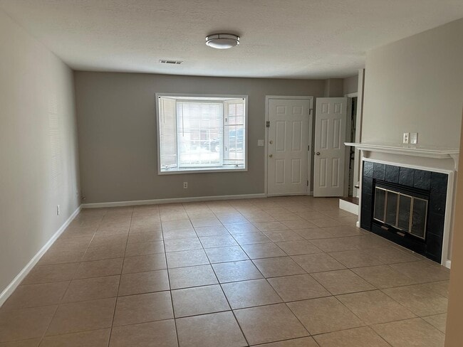 Photo - 199 Holcomb Ferry Rd