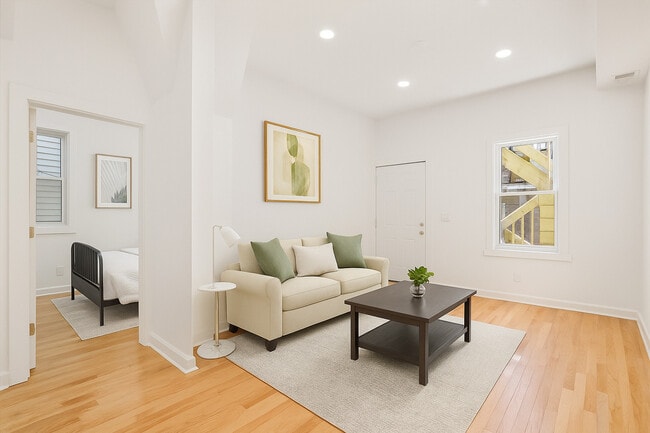 Photo - 2617 W Fullerton Ave