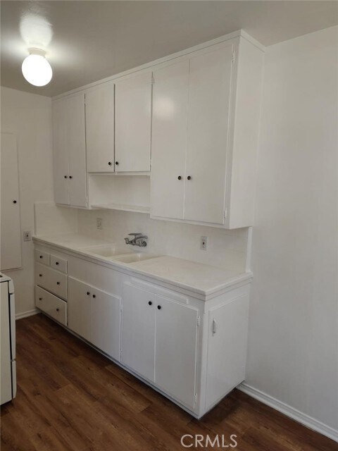 Photo - 1054 E Artesia Blvd Apartamento Unidad 4